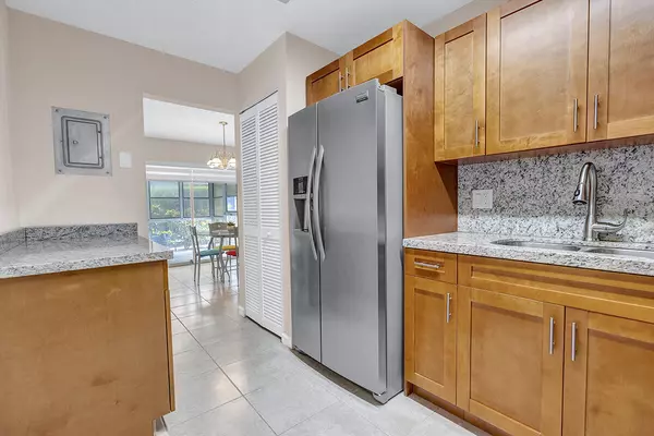 Boynton Beach, FL 33436,10148 S 40th DR 294