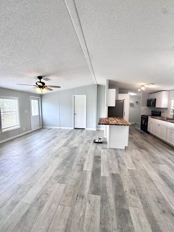 Okeechobee, FL 34974,1067 Palm CT