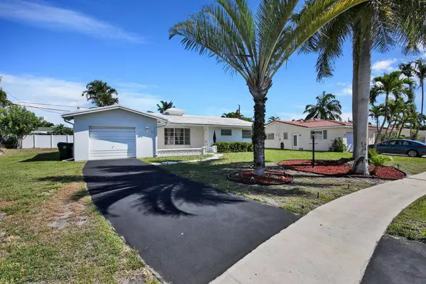 301 NE 24th ST, Boca Raton, FL 33431
