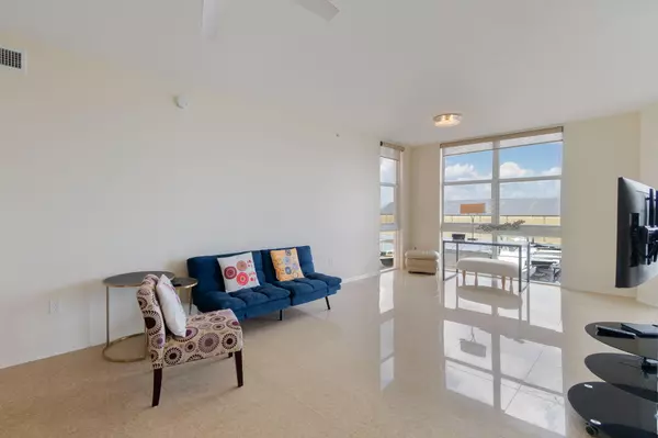 Lantana, FL 33462,806 E Windward WAY 405