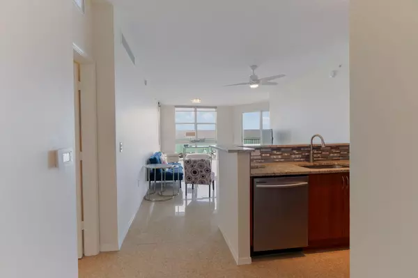 Lantana, FL 33462,806 E Windward WAY 405