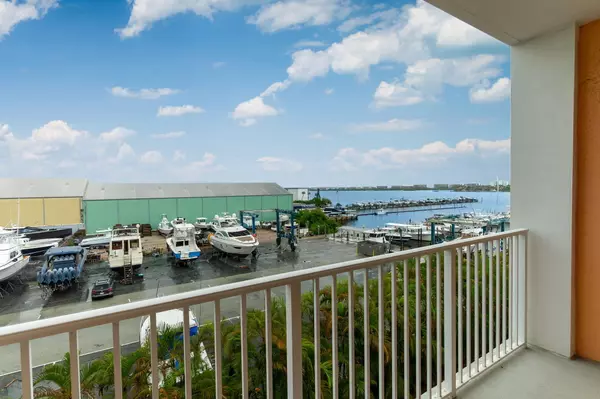 Lantana, FL 33462,806 E Windward WAY 405