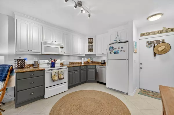 Fort Pierce, FL 34949,2400 S Ocean DR 614