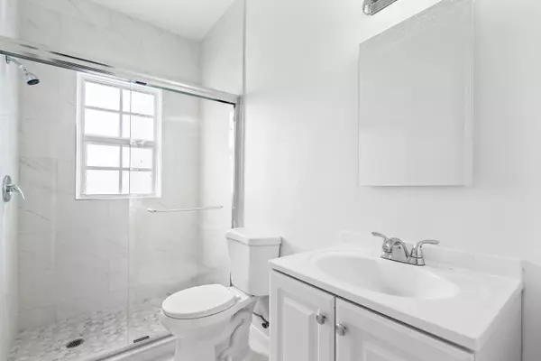 West Palm Beach, FL 33401,623 Park PL 10