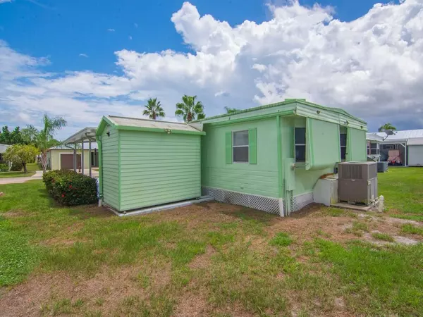 Port Saint Lucie, FL 34952,9 SE Kassaba LN