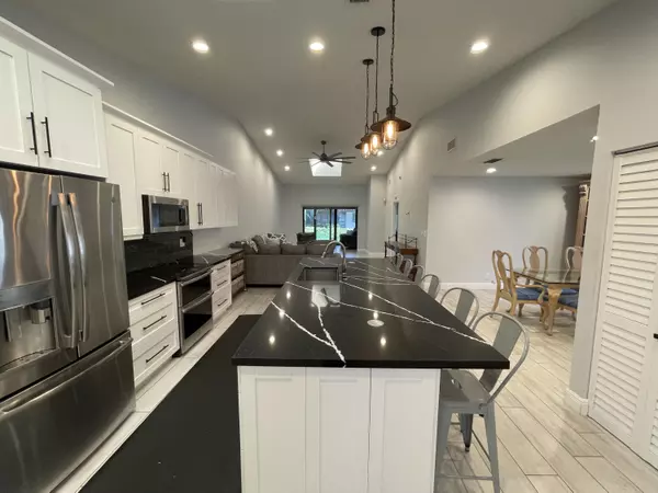 Delray Beach, FL 33484,6157 Sunny Pointe CIR