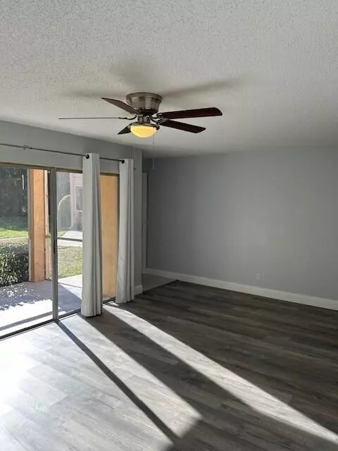 Palm Beach Gardens, FL 33410,12422 Alternate A1a Q7