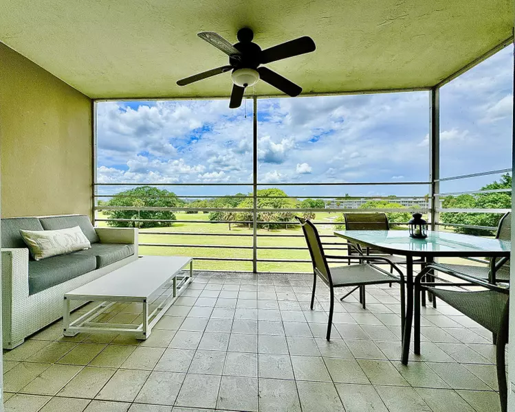 2671 S Course DR 401, Pompano Beach, FL 33069