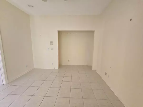 Boynton Beach, FL 33472,8384 Horseshoe Bay RD