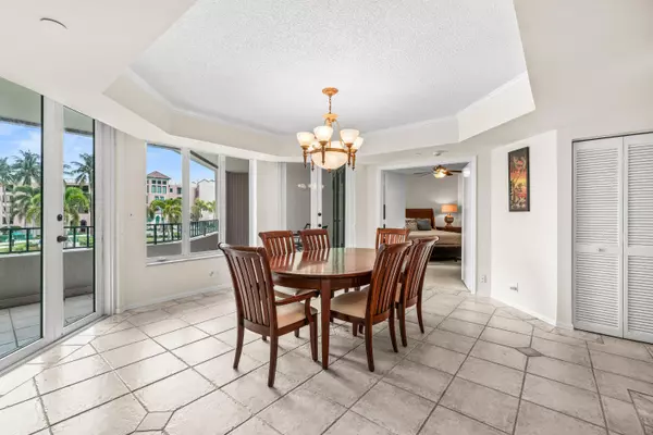 Boca Raton, FL 33432,100 SE 5th AVE 311