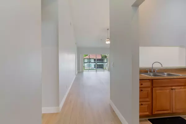 Palm Beach Gardens, FL 33418,231 Cypress Point DR B231