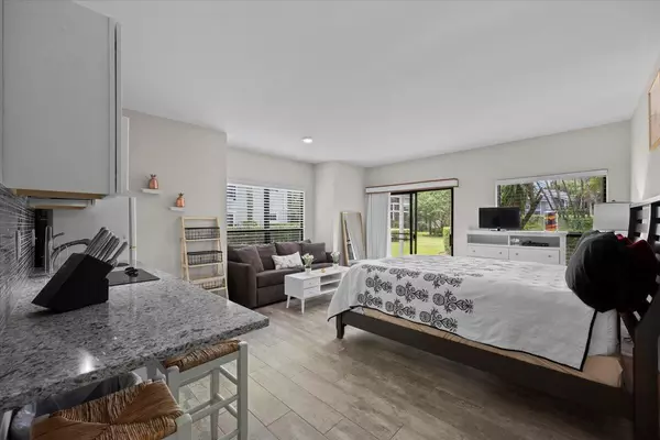 Wellington, FL 33414,11863 Wimbledon CIR 428