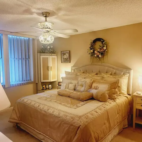 Boynton Beach, FL 33435,2006 S Federal HWY 401