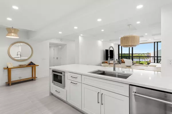 Highland Beach, FL 33487,4748 S Ocean BLVD 406