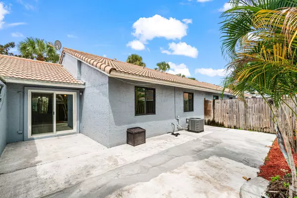 Boynton Beach, FL 33437,9913 Watermill CIR C