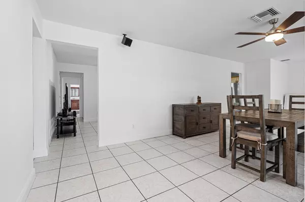 Palmetto Bay, FL 33157,17400 SW 92nd CT