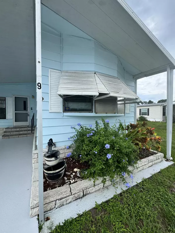 Fort Pierce, FL 34951,9 San Roberto