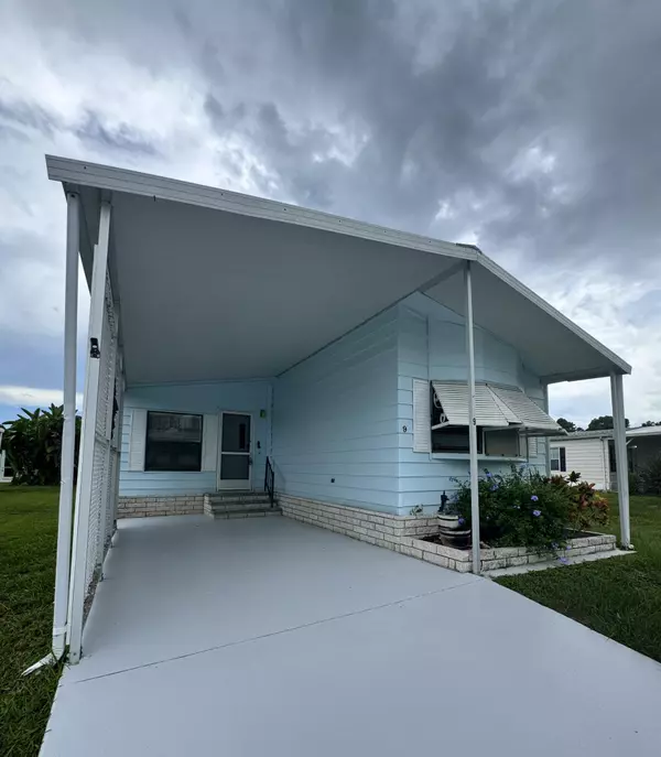 9 San Roberto, Fort Pierce, FL 34951