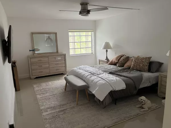 Boca Raton, FL 33433,7370 Orangewood LN 204