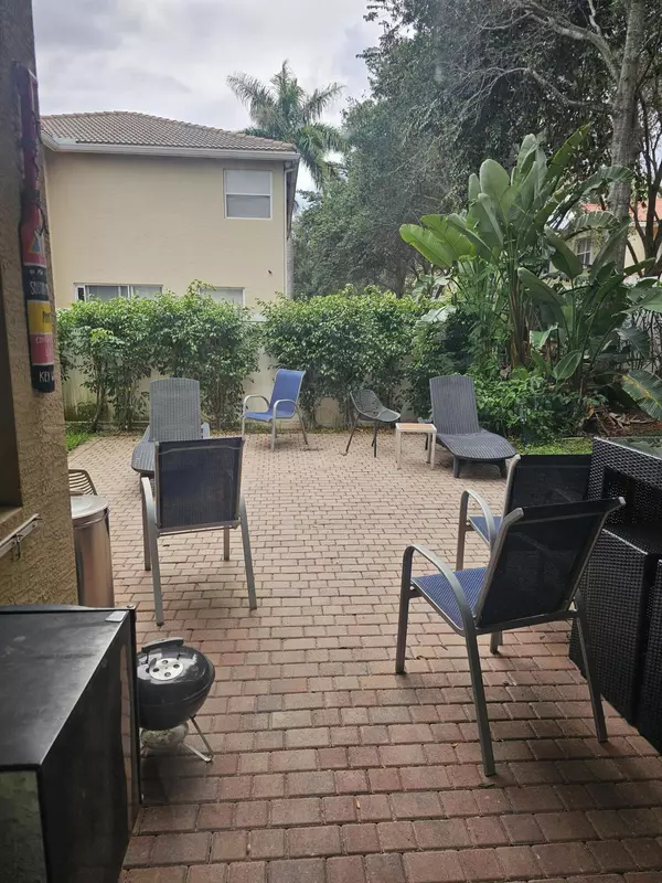 Boynton Beach, FL 33437,7533 Topiary AVE