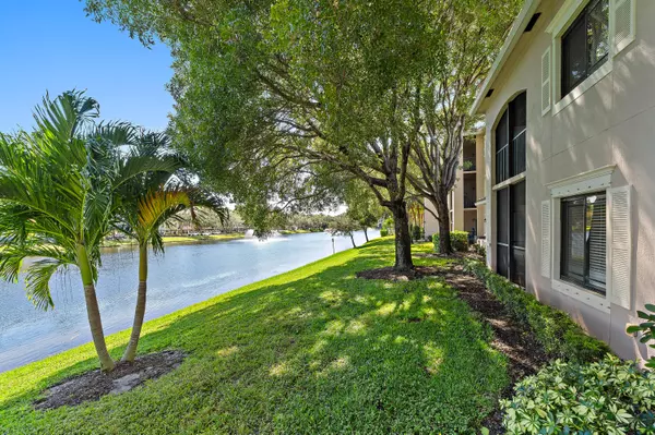 Palm Beach Gardens, FL 33410,2806 Veronia DR 103