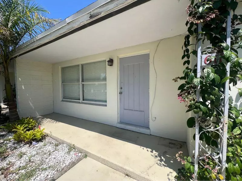 611 SE Flamingo AVE, Stuart, FL 34996