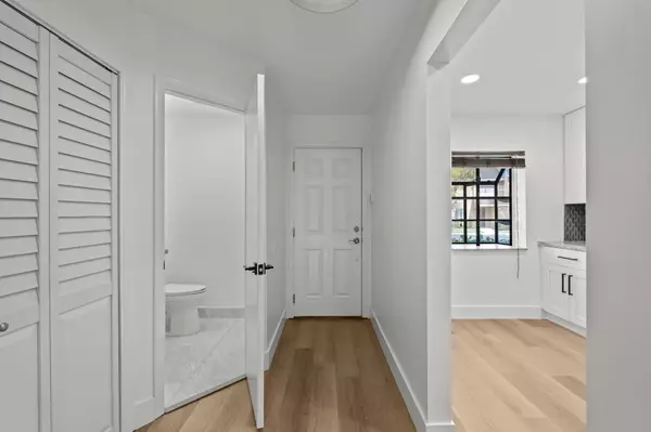 Coconut Creek, FL 33066