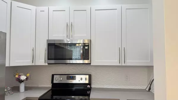 Boynton Beach, FL 33437,5438 Verona DR I