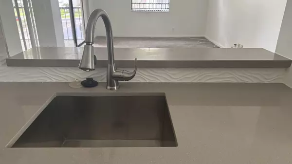 Boynton Beach, FL 33437,5438 Verona DR I