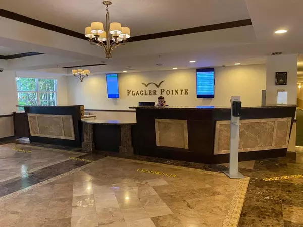 West Palm Beach, FL 33407,1801 N Flagler DR 727