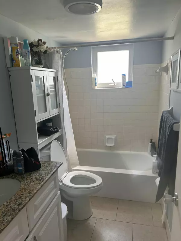 Boynton Beach, FL 33435,2214 NE 1st WAY 106