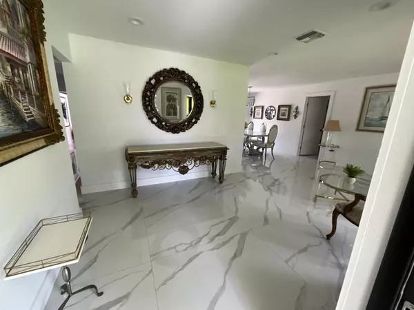 West Palm Beach, FL 33406,1167 Jason WAY