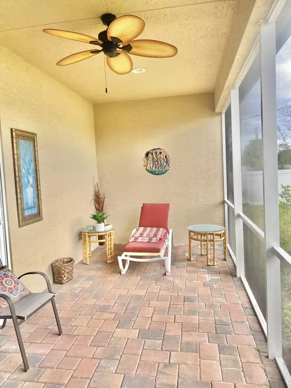 Port Saint Lucie, FL 34953,656 SW Haas AVE