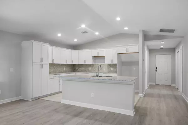 Port Saint Lucie, FL 34952,3 Palo Alto LN