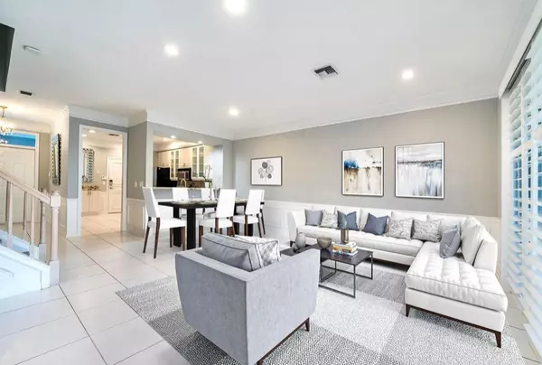 Boca Raton, FL 33486,21542 St Andrews Grand CIR 30