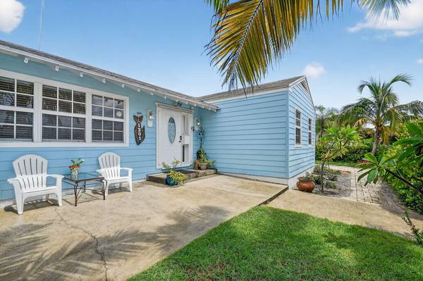 1201 N Ocean Breeze, Lake Worth Beach, FL 33460