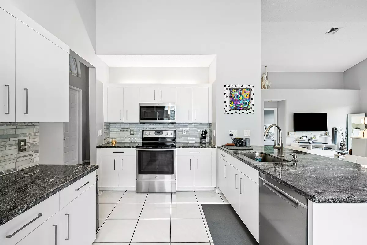 Parkland, FL 33067,6549 NW 80th DR