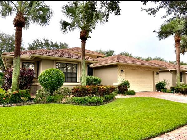 8041 E Via Grande, Boynton Beach, FL 33437