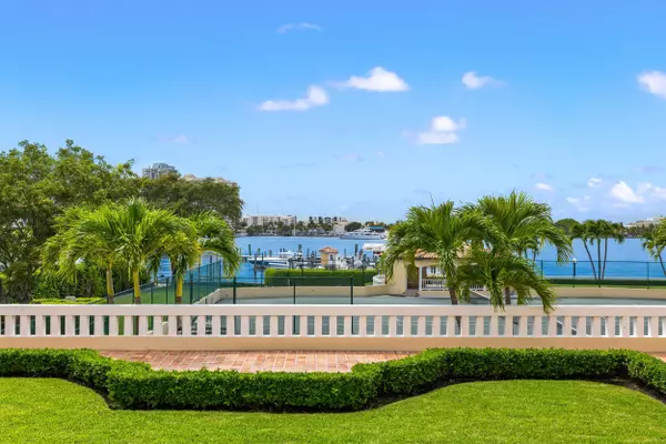 Palm Beach, FL 33480,150 Bradley PL 112