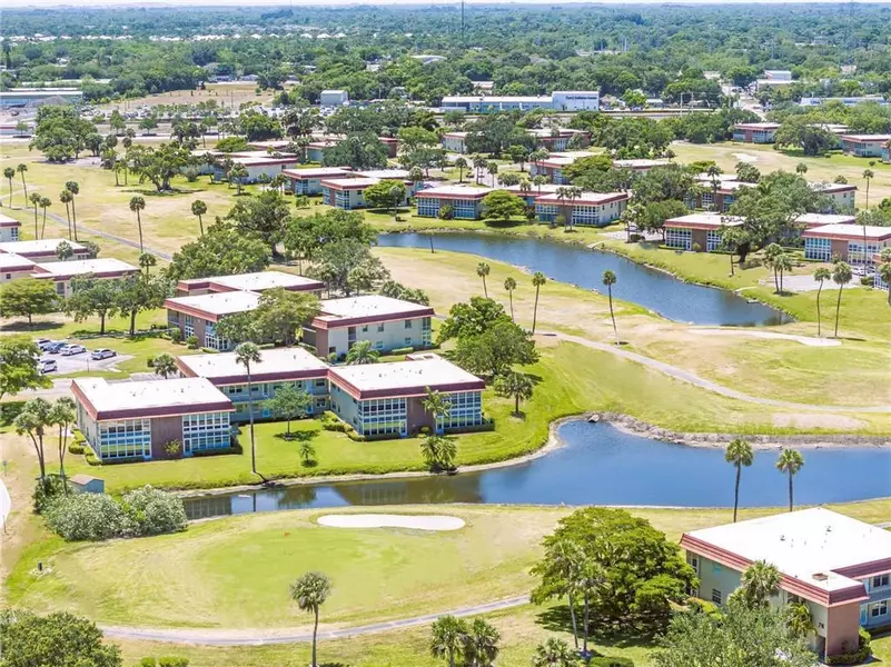 66 Woodland DR 203, Vero Beach, FL 32962