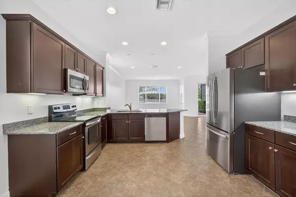 West Palm Beach, FL 33411,8337 Cocoplum Sound LN