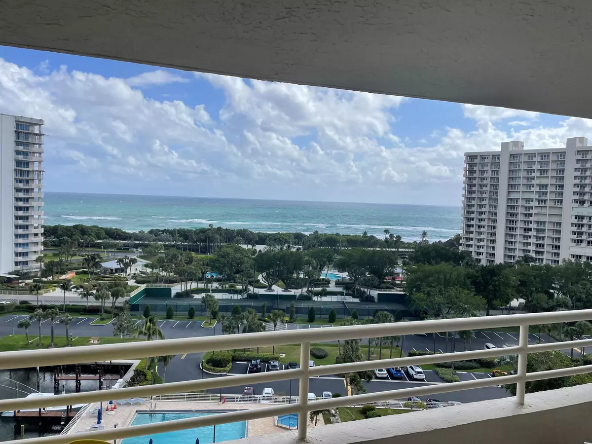 Boca Raton, FL 33431,4101 N Ocean BLVD 1002
