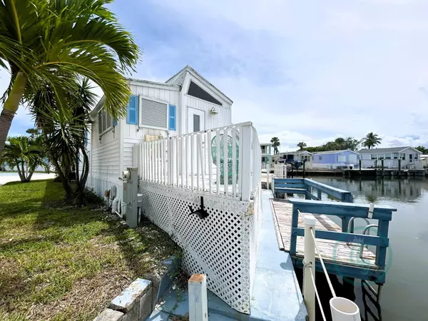 Jensen Beach, FL 34957,10701 S Ocean DR 721