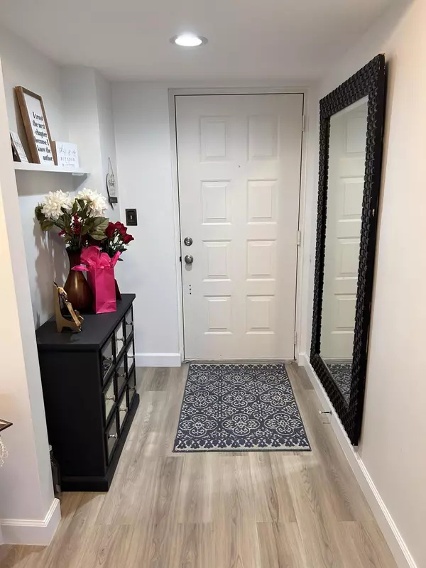 Lake Worth, FL 33467,6698 N 10th AVE 408