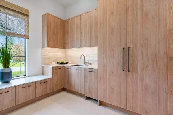 Gulf Stream, FL 33483,2912 Bluewater CV