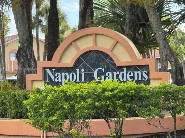 953 Coral Club DR 953, Coral Springs, FL 33071