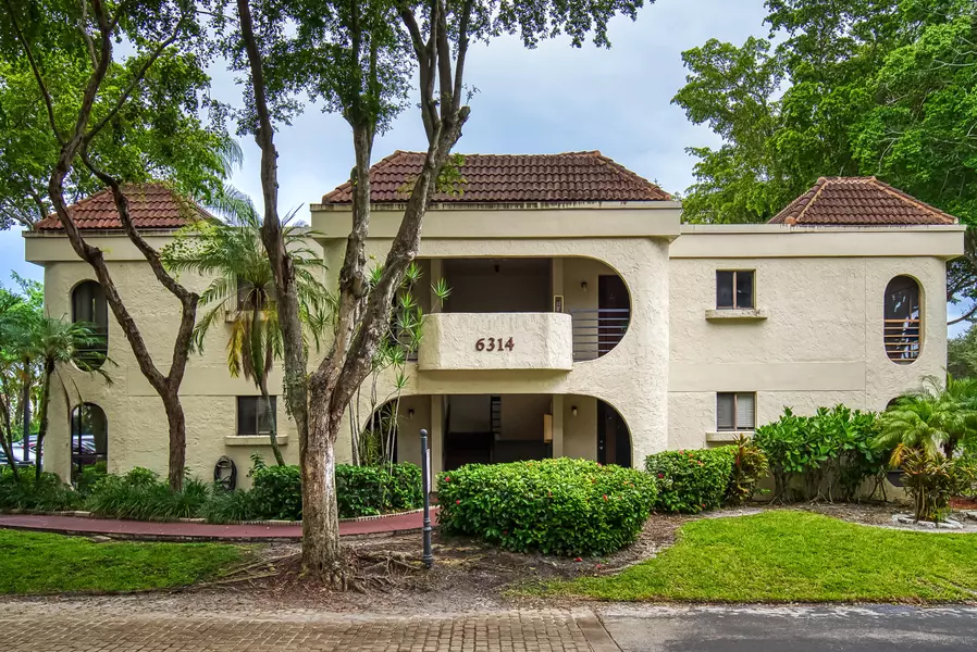 6314 W Longboat LN 104, Boca Raton, FL 33433