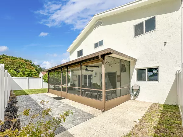 Boynton Beach, FL 33426,5 Dalton PL