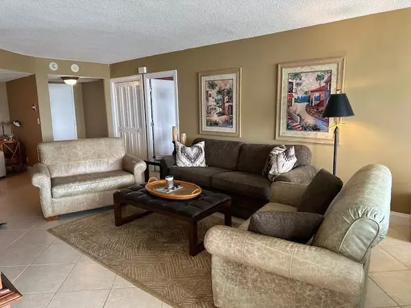 Fort Lauderdale, FL 33316,2100 S Ocean LN 903