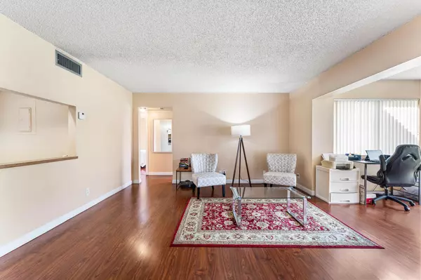 Greenacres, FL 33415,524 Shady Pine WAY B2